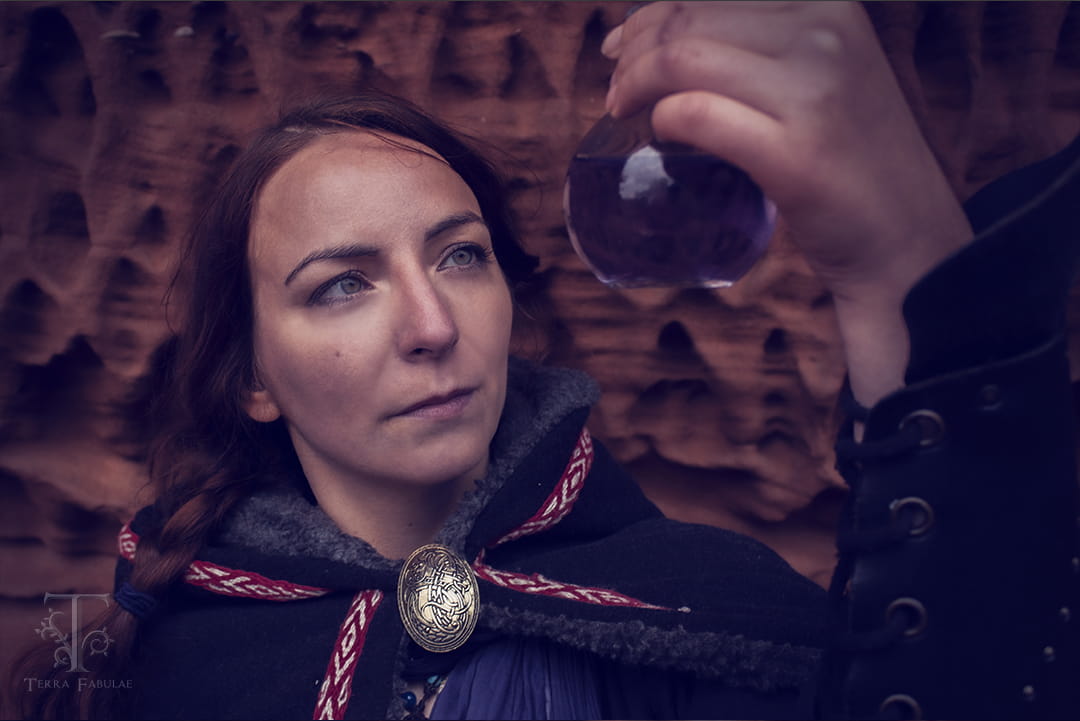 Ildri regarde sa potion